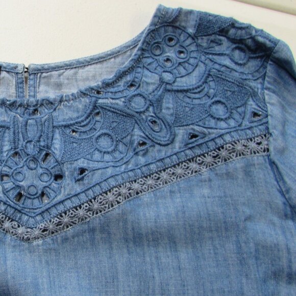 Talbots Embroidered Cut Out Chambray Blouse Tencel Denim Blue Size XL - Picture 8 of 16